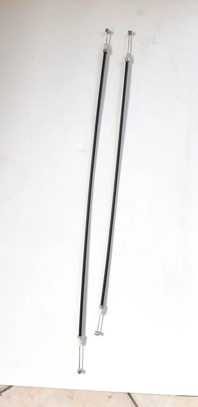Bonnet release cable Audi A4 (long) 8W0823529E