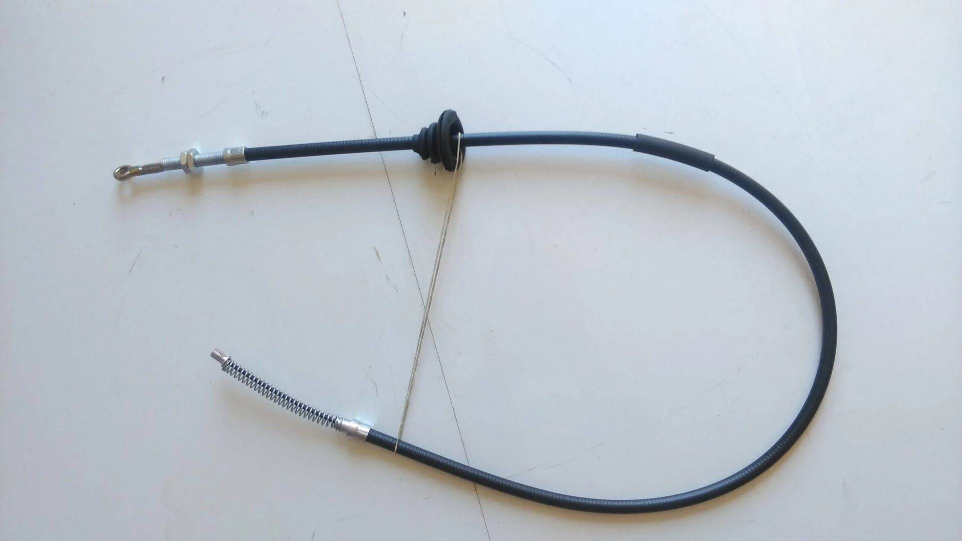 Handbrake cable Nissan Patrol