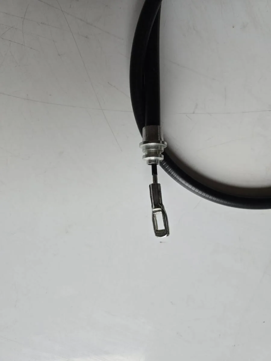 Brake cable Nissan Cabstar - Image 3